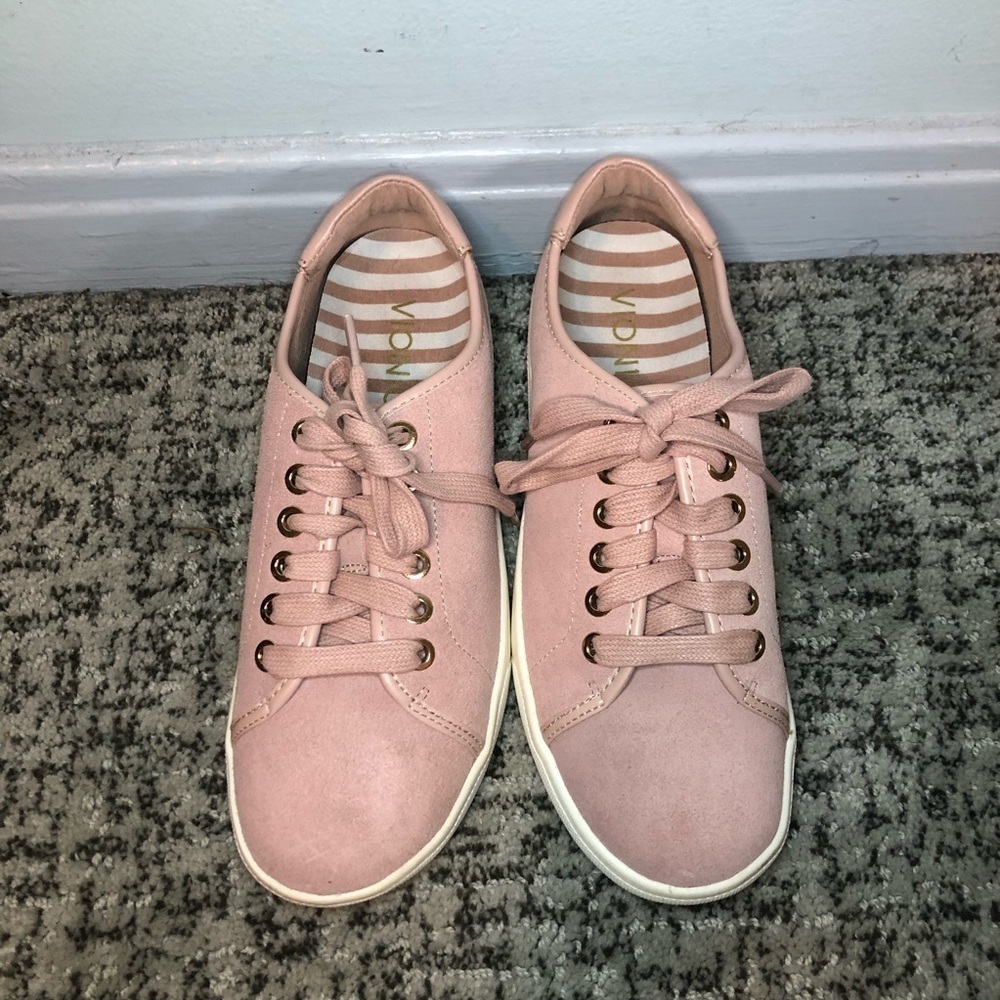 Vionic Sunny Brinley Suede Pink Sneakers Size 5